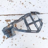 5C5807394F STAFFA SUPPORTO PARAURTI POST DX VOLKSW