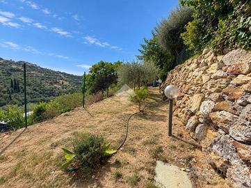 2 LOCALI A VALLEBONA