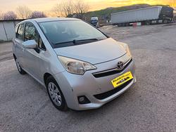 Toyota Verso-S 2011---1.3 Benzina Neopatentati