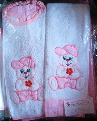 Set asilo bimba ricamo orsetto
