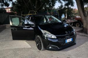 Peugeot 208 1.6 blue hdi 75cv neopatentati