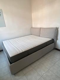 Letto matrimoniale con cassettone porta biancheria