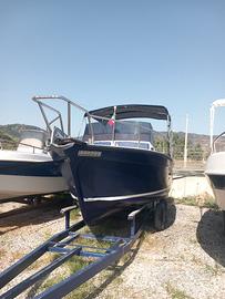Gozzo in vetroresina - Modello: Hippy 20 cantiere