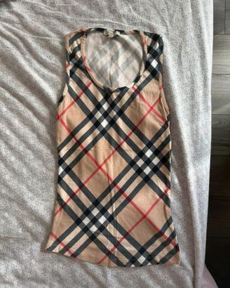 Canotta Burberry vintage, tenuta bene