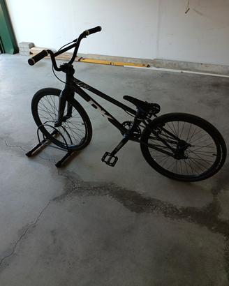bmx race Expert 