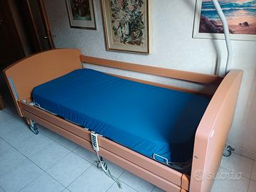 Letto degenza elettrico + materasso antidecubito