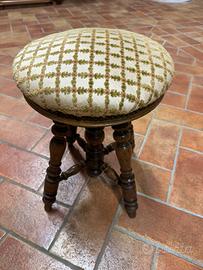 Sgabello girevole sali-scendi