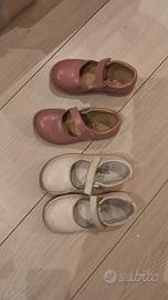Coppia di scarpe per bambina
