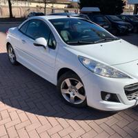 Peugeot 207 Cabrio 1.4 VTi Benzina  2012 km 95700