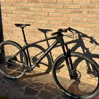 Focus Raven 8.6 - MTB Carbonio - Tg. L - 2022