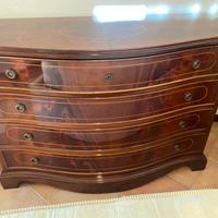 Comò e due comodini in radica