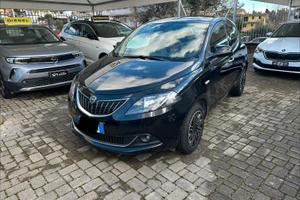 Lancia Ypsilon 1.0 firefly hybrid Gold s&s 70cv 5p