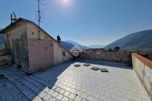 5 LOCALI A GIFFONI VALLE PIANA