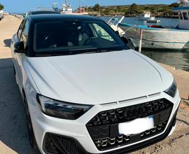 Audi A1 35tfsi Sline interno ed esterno full