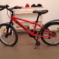 Bici B-TWIN rossa bimbo 8/10 anni