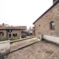 3 LOCALI A TOSCOLANO-MADERNO