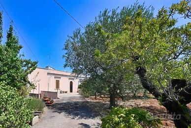 Casa indipendente a Putignano, 3 locali