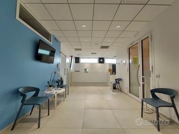 Ufficio studio medico coworking