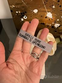 Bracciale con scritta ricamata personalizzabile