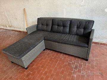 Divanetto da giardino