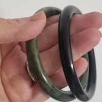 Bracciali  rigidi in giada