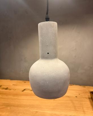 Lampada in cemento