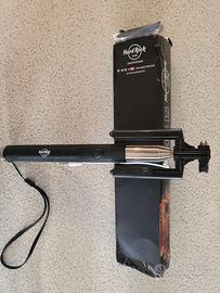 selfie stick hard rock cafe