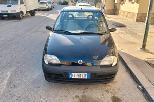 Fiat 600 1.1i