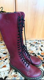 Dr. Martens Cherry Red Stivali Nuovo