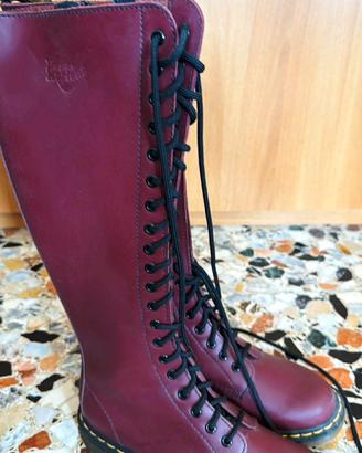 Dr. Martens Cherry Red Stivali Nuovo