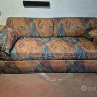 DIVANO 3 POSTI CON LETTO
