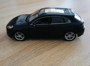 modellino Porsche Macan turbo 