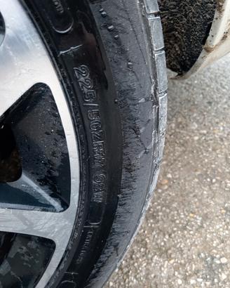 pneumatici 225/50/17