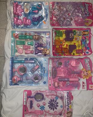 Giocattoli per bambini nuovi