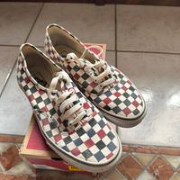 Scarpe vans quadri numero 42