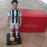 Statuina Yldiz centrocampista Juventus 