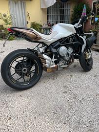 Mv agusta brutale 675