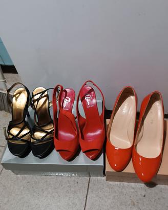 2 sandali  e1 scarpe chiuse