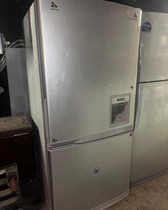 Frigorifero Samsung, No Frost e dispenser