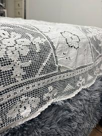 Tovaglia fatta a mano