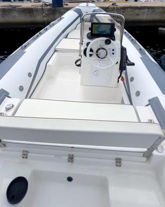 GOMMONE ITALBOAT PREDATOR + MERCURY 40/60 (60 HP)