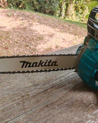 Makita motosega a batteria 40 V