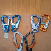 Moschettoni per ferrata