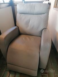 Poltona relax elettrica reclinablile