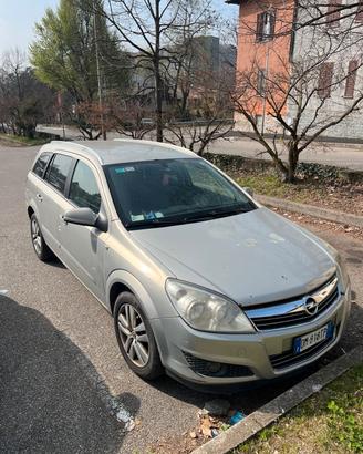 Opel Astra h