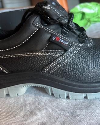 Scarpe antifortunistiche