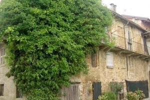 Immobile in asta di 354 m² con più di 5 locali a C
