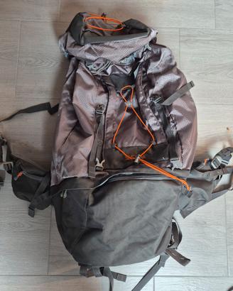 Zaino da escursionismo + accessori