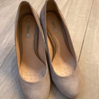 Décolleté scamosciate Geox