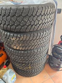n. 5 pneumatici Good Year 245 75 r17 jeep wrangler